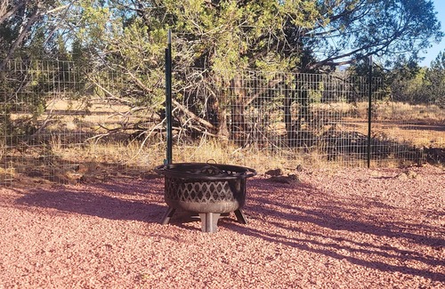 Ash Fork RV Rental | Cozy Stay at Terra Bella Ranch: Pet-Friendly & Family-Ready