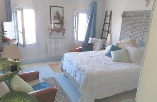 Rochefort Apartment | Pet-Friendly Retreat at Terra-Crystal with Spa Access