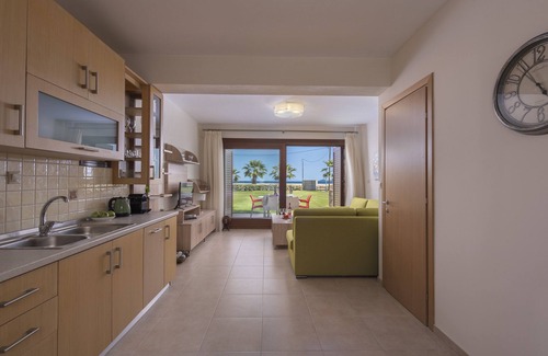 Aristotelis Villa | Experience Terra d'Oro Villas: Ocean Views & Pet Friendly