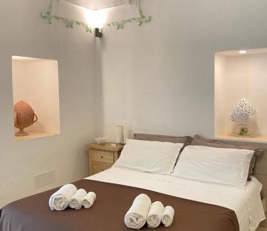 Collepasso House | Cozy Terra di Mezzo Apartment - A Great Value Stay!