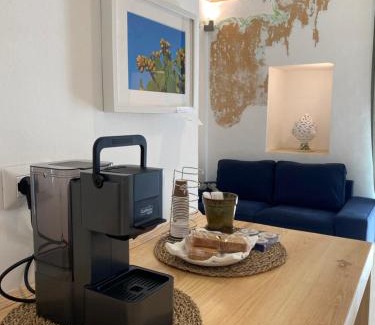 Collepasso House | Cozy Terra di Mezzo Apartment - A Great Value Stay!