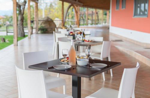 Montecorvino Pugliano Bed & Breakfast | Discover Terra di Vento: Oceanfront Retreat with Pool