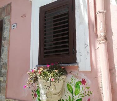 Capaci House | Pet-Friendly Comfort at Terra e Mare: Rated 8.5/10