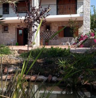 Skafidia Resort | Relax at Ionianeon Apartments with Ocean Views & Beach Access