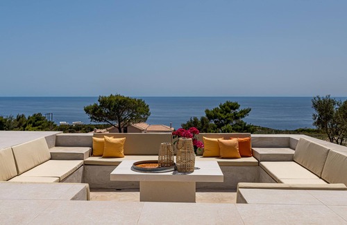 Agia Marina Villa | Elegant Terra Lucis Mountain Residences Aether Villa Escape