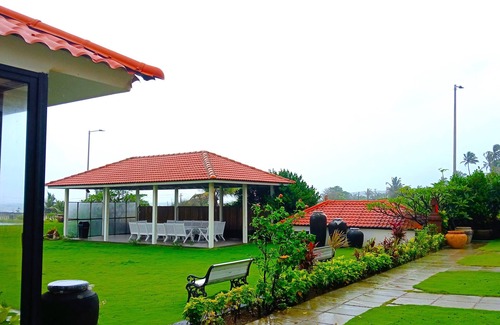 Calangute Villa | Terra Paraiso By The Sea - Pool Villa with the Charm outdoor Dining, Calangute