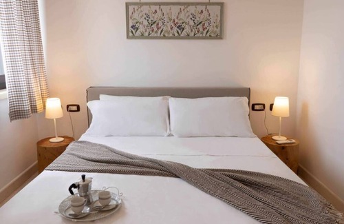 Conversano Bed & Breakfast | Discover TERRA TERRA - Masseria Minunni with Pool & Kitchen