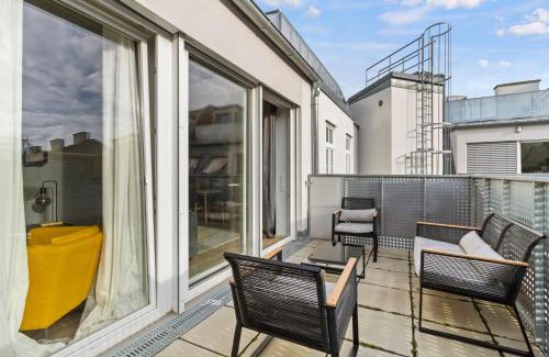 Neulerchenfeld Apartment | Spacious Terrace Suite Near Wiener Stadthalle - 9.2/10 Rated