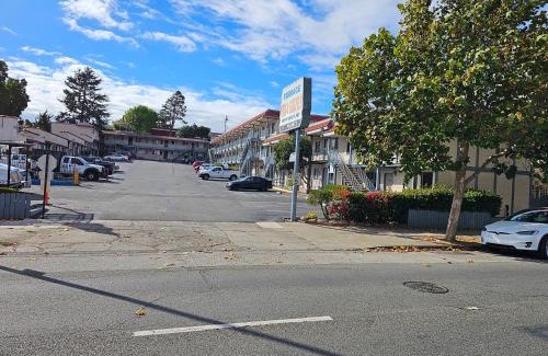 Richmond Annex Hotel | Family-Friendly Terrace Inn and Suites with Kitchen Access