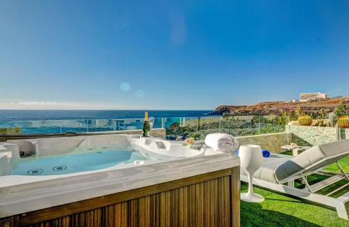 Callao Salvaje Apartment | Elegant Terrace on the Sea with Pool and Hot Tub Retreat