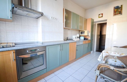 Inner City Budapest Apartment | Scenic Terrace Overlooking the Danube - Rated 9.4/10!
