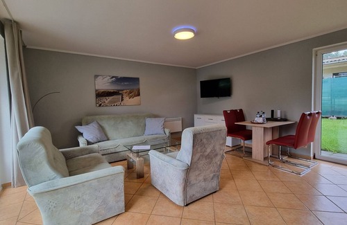 Klein Labenz House | Nature Retreat: Visit the Terraced House at Groß Labenzer See