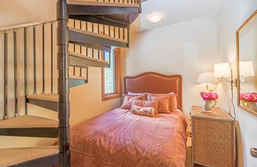 Mountain Village House | Terraces 402: Family-Friendly Retreat with a 9/10 Rating