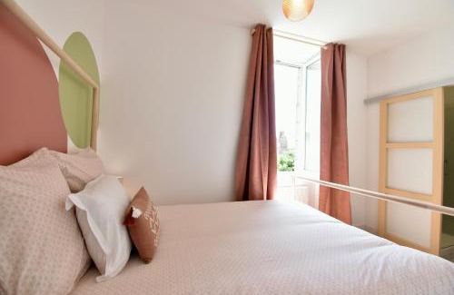 Pontivy Apartment | Relax at Terracotta: City Center with Garden Views