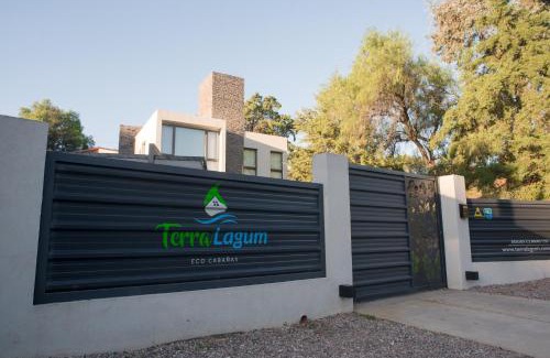 Villa Parque Siquiman Cabin | Relax at Terralagum: Family-Friendly with Pool Access