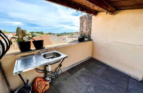 Poussan Apartment | Inviting Terrasse 360° Overlooking Scenic Valley