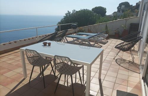 Aiguablava Apartment | Oceanfront Escape at La Terrasse de la Mer with Pool