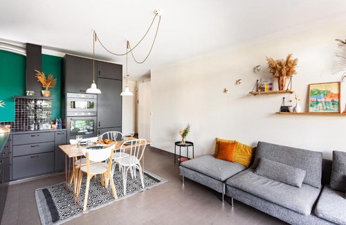 Hotel-de-Ville Apartment | Experience Terrasse Fadoli: Sea and Cathedral Views Await