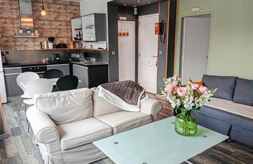 La Celle-sous-Gouzon Apartment | Terrasse in Dunkerque, MODERNE ET RENOVE Capacité 4 personnes, 1 chambre