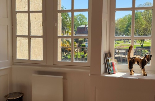Dole Apartment | Unforgettable Terrace with Canal Views - Guest Rated 10/10