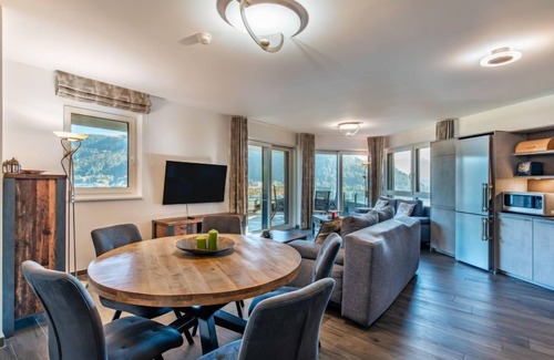 Annenheim Apartment | Lake View Retreat at Terrassentraum alpe maritima Ski&See