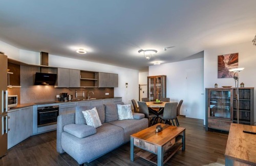 Annenheim Apartment | Lake View Retreat at Terrassentraum alpe maritima Ski&See