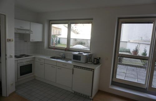 Hernals Apartment | Family-Friendly Retreat at Terrassentraum - Rated 8.8/10