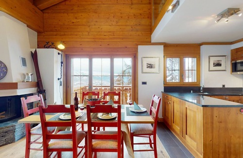 Saint-Pierre-de-Clages Apartment | Elegant Terrasses du Paradis 7A: Centered & Family-Friendly
