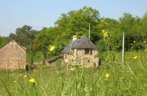 Terrasson-la-Villedieu Cottage | Charming Terrasson Farmhouse in Scenic Périgord Noir