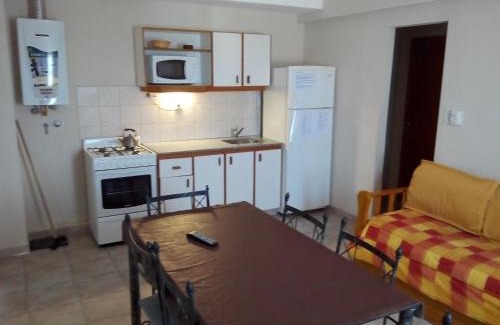Las Grutas Apartment | Relax at Terraza al Sol: Family-Friendly with Pool Access