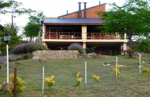Villa Yacanto House | Pet-Friendly Terrazas al Champaqui with Pool & 9/10 Rating