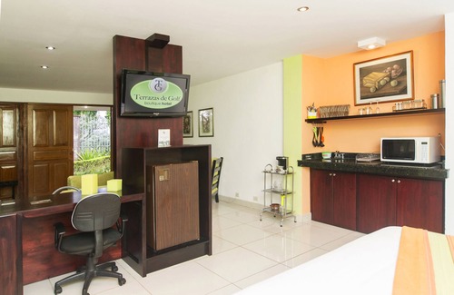 Ciudad Cariari Hotel | Premier Terrazas de Golf Boutique Hotel - Guest Rated 9.8