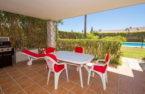Puerto de la Duquesa Apartment | Exceptional Terrazas de Guadalupe 1: Pool, Spa & Breakfast