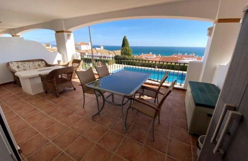 Puerto de la Duquesa Apartment | Beachside Comfort at Terrazas de Guadalupe with Sea Views