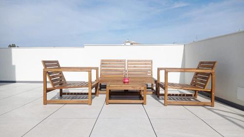 Vittoria Apartment | Discover Terrazza Bianca: Family-Friendly Stay with High Ratings