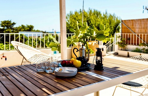Capilungo Apartment | Terrazza delle Anfore Elegant Apartment with Rooftop by the sea, near Gallipoli