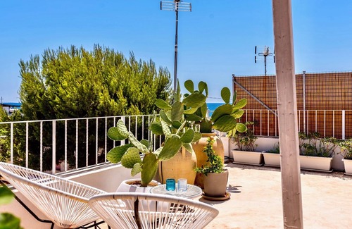 Capilungo Apartment | Terrazza delle Anfore Elegant Apartment with Rooftop by the sea, near Gallipoli
