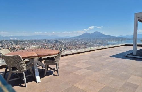 Vomero Apartment | Elevated Retreat at Terrazza Manù - Breathtaking City Views