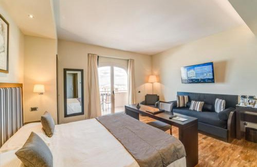 Senigallia Hotel | Oceanfront Bliss at Terrazza Marconi Hotel & Spamarine