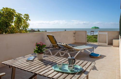 Punta Secca House | Oceanfront Terrazza Montalbano: Rated 9.3/10 by Guests