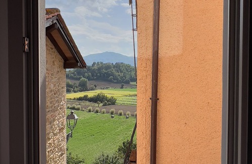 Santa Reparata House | Discover Terrazza Sul Borghetto: Family & Pet Friendly Stay