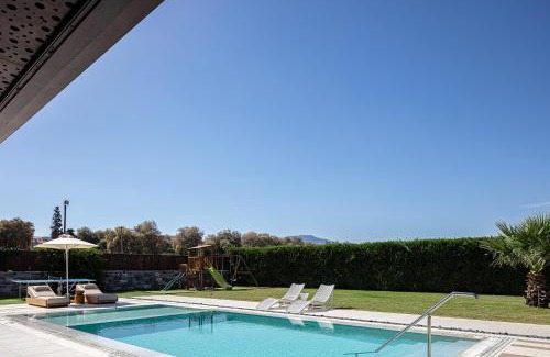 Rethymno Villa | Experience Terrazzo Luxury Villas: 4-Star Oceanfront Retreat