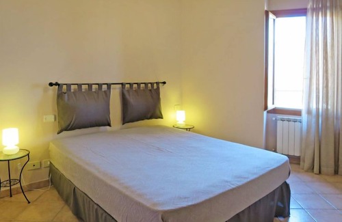 Pietrabruna Apartment | Oceanfront Terrazzo: Family-Friendly Retreat with Spa Access