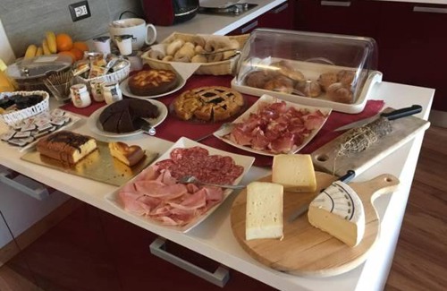 Buglio in Monte Bed & Breakfast | Relax at Terre Alte: Pet-Friendly Stay with Great Amenities
