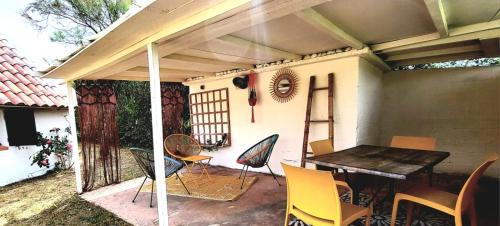Vestric-et-Candiac House | Escape to Terre de Boheme: Oceanfront Retreat Awaiting You