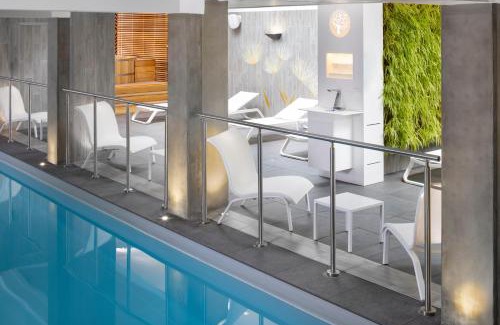 Saint Tronquet Business Park Hotel | Relax at Terre de Provence Hôtel & Spa with Ocean Views