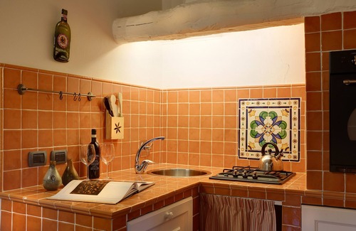 Greve in Chianti House | Indulge in Relaxation at Terre di Baccio Hotel