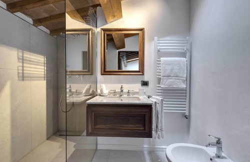 Greve in Chianti House | Indulge in Relaxation at Terre di Baccio Hotel