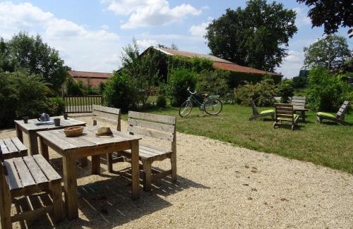 La Flocelliere House | Elegant Terre et Eau Gite with Spa and Pet-Friendly Perks