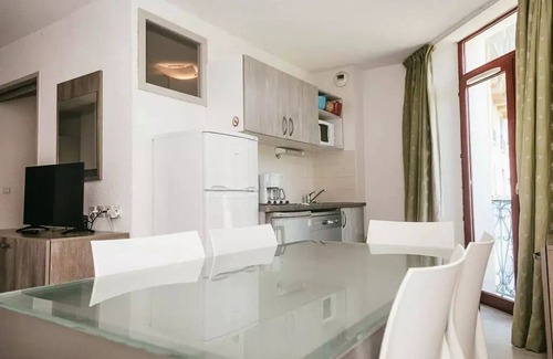 Allevard Apartment | Terres de France - Appart'Hotel le Splendid - 2 Room Apartment 4 People double bed